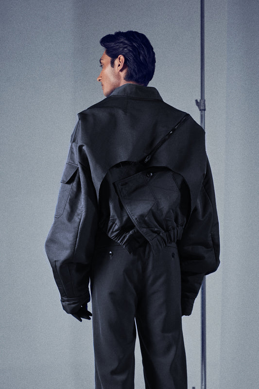 ASYMMETRIC ATTACHABLE BOMBER