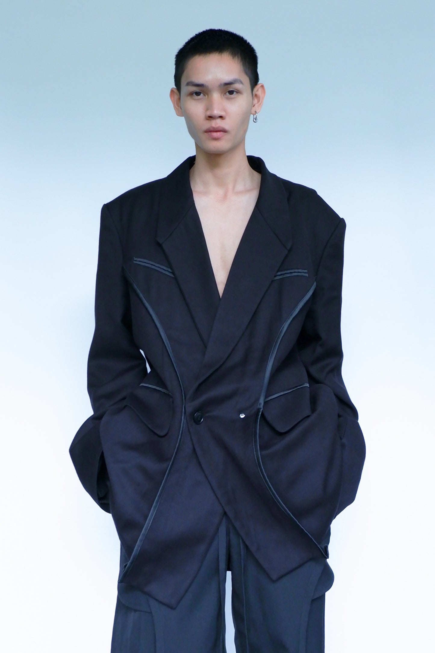 OVERSIZED EXPOSED STRUCTURED TAILORED JACKET