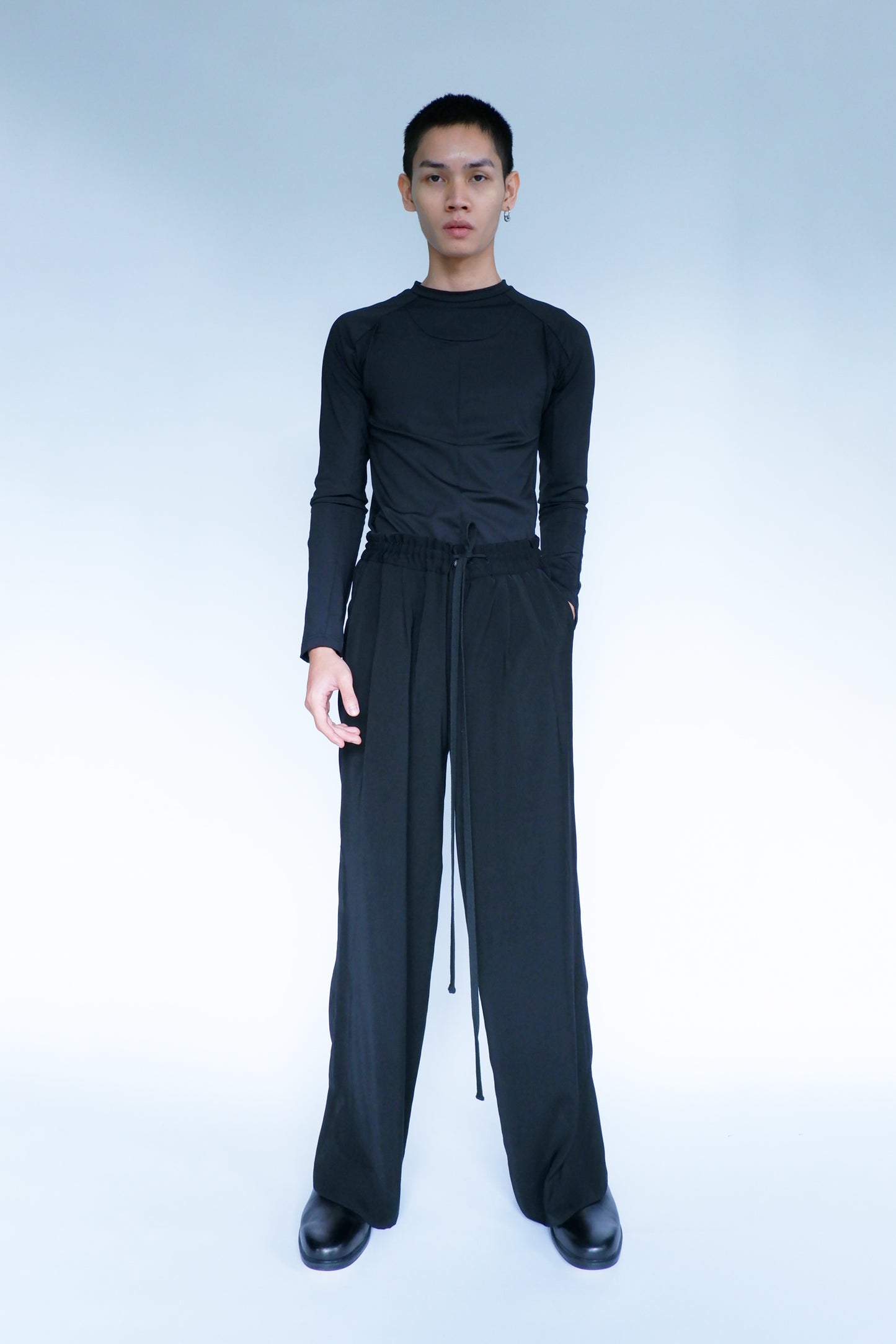 ELASTICATED SIDE VENT TROUSERS