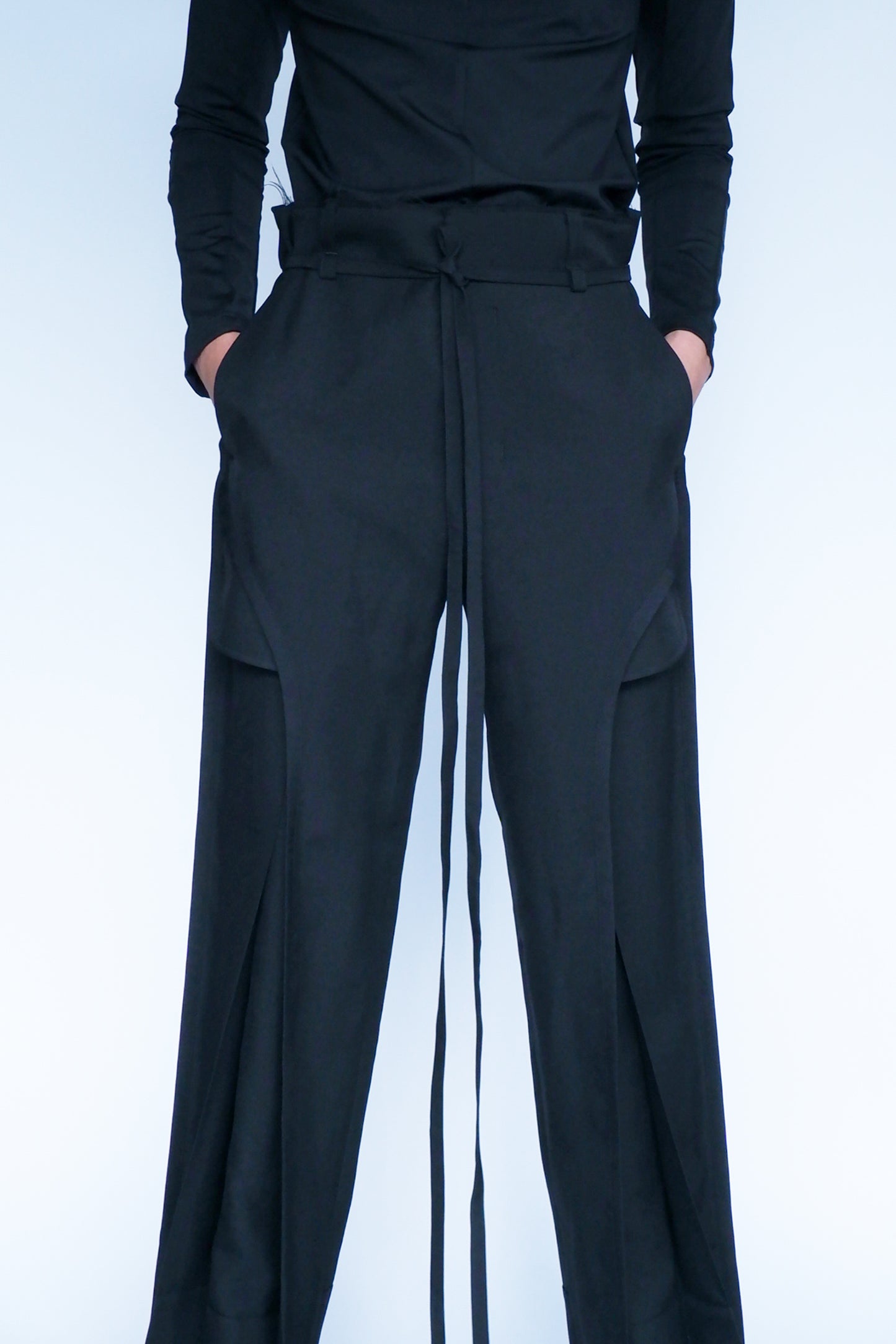 EXPOSED TAILORED TROUSERS