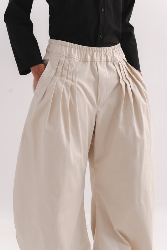 WIDE-CUT PINCHED TROUSERS