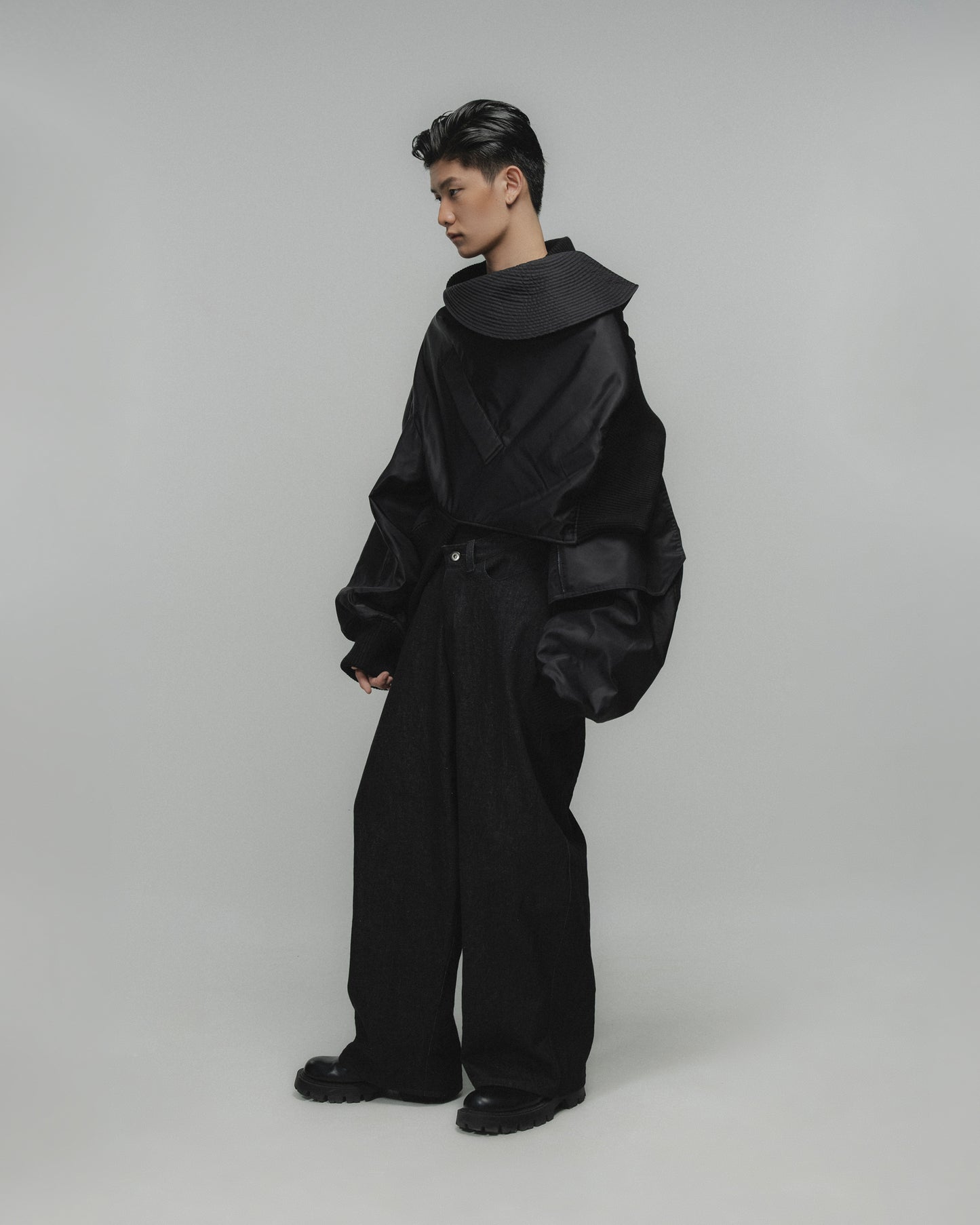 WARP BOMBER JACKET