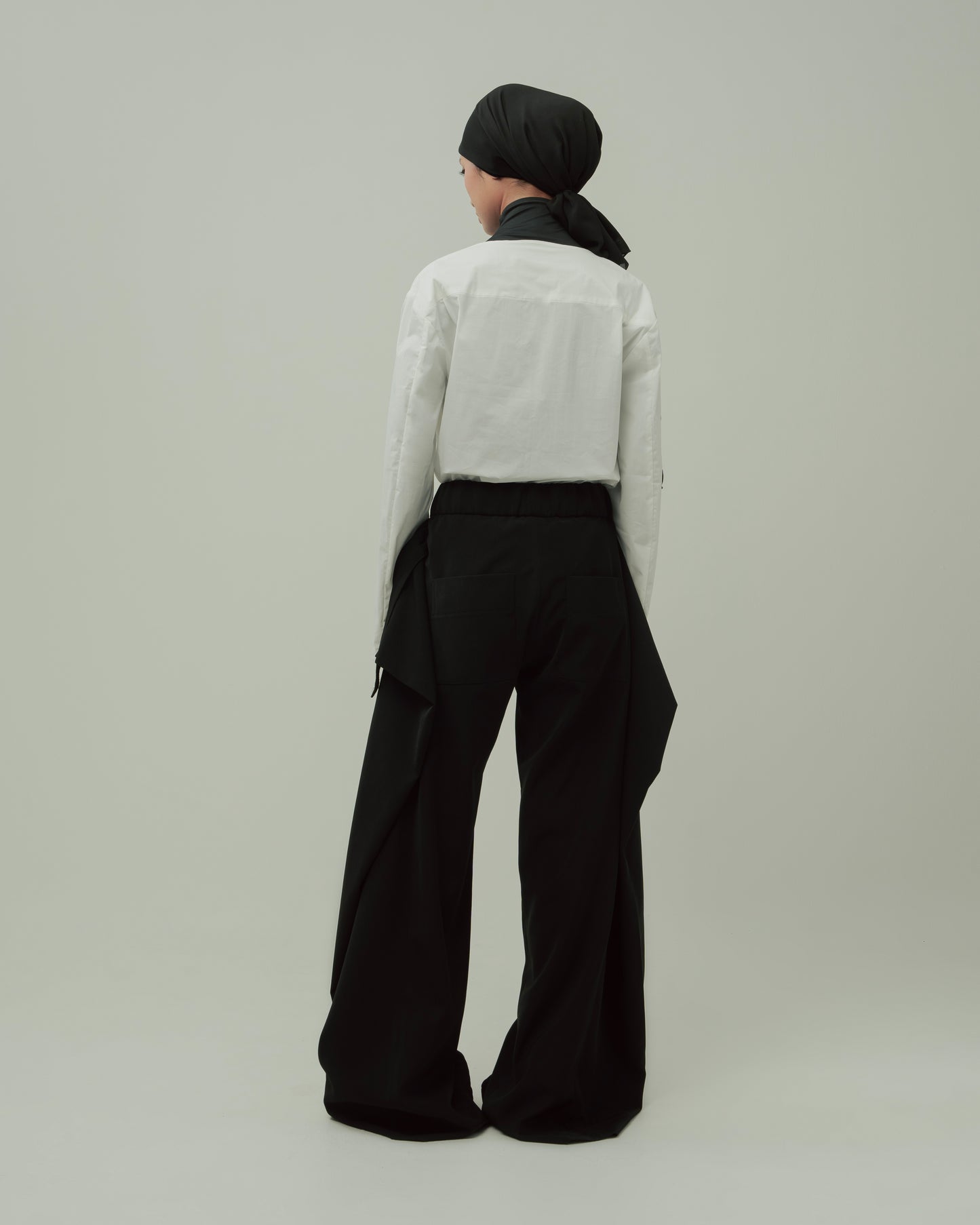 WIDE PANELLED TROUSERS