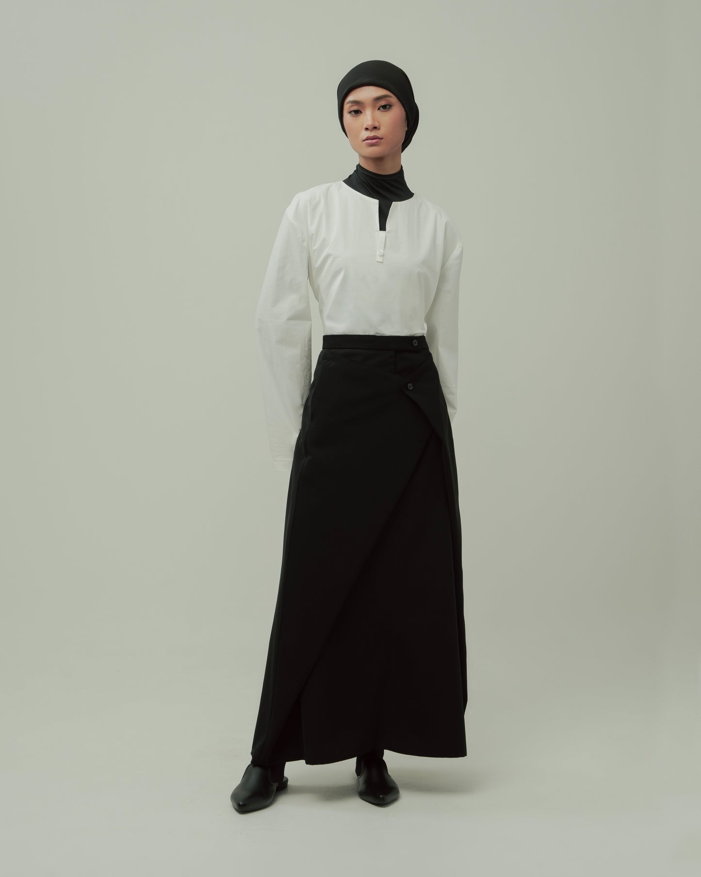 WIDE PANELLED SKIRT