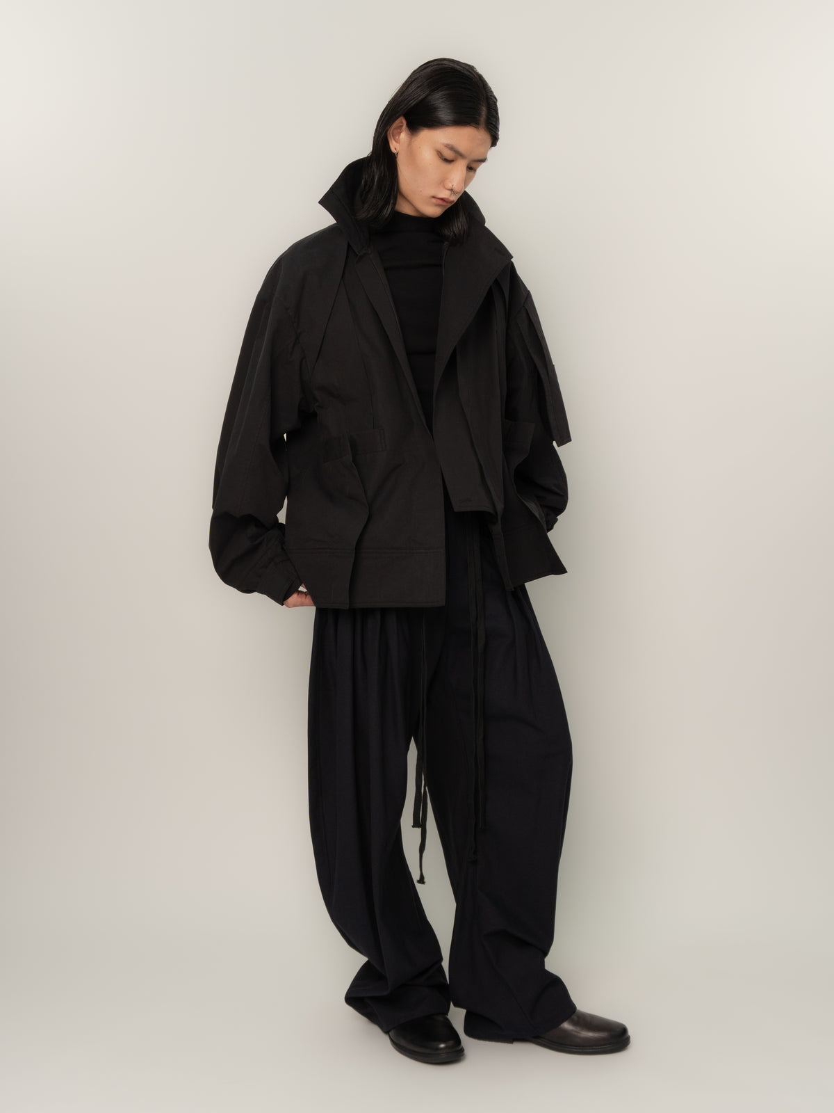 PINCHED BOMBER (BLACK)