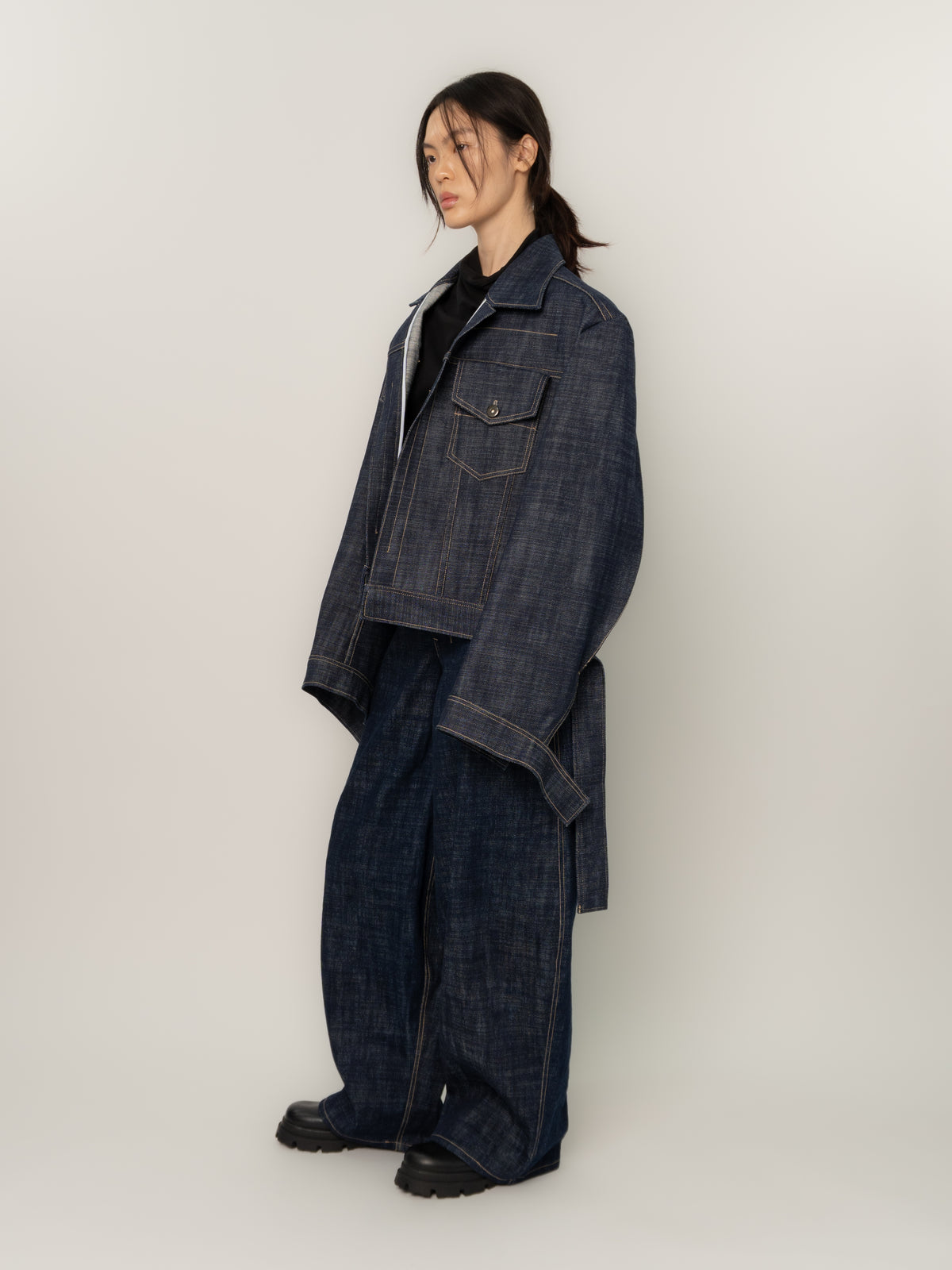 CROPPED DENIM JACKET (INDIGO)