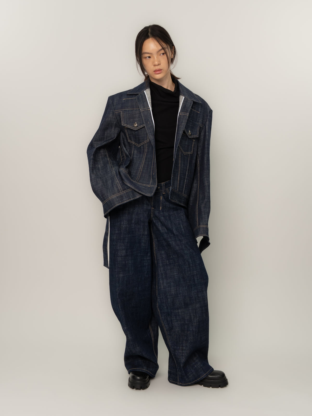 CROPPED DENIM JACKET (INDIGO)