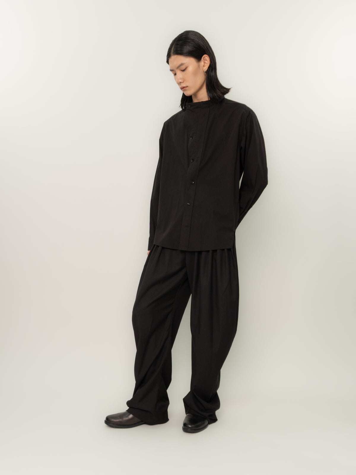 WIDE PLACKET L/S SHIRT (BLACK)