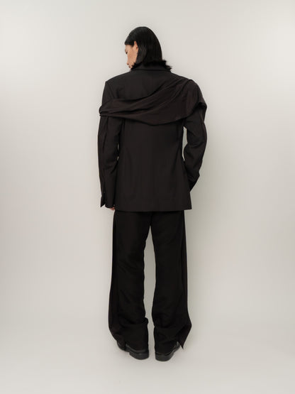HUNCHED DRAPE DOUBLE BREASTED BLAZER (BLACK)