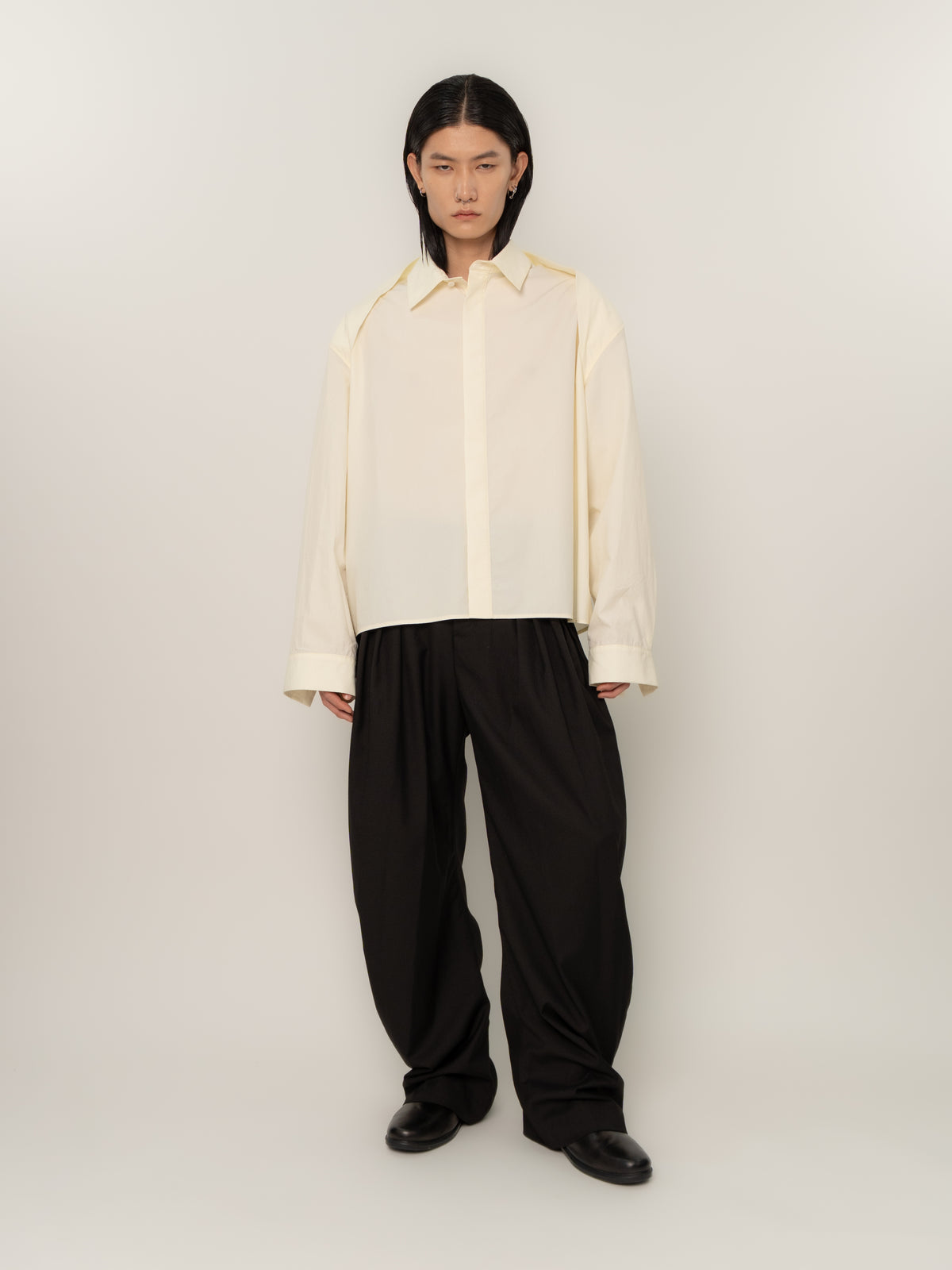 HUNCHED SHIRT (BONE)