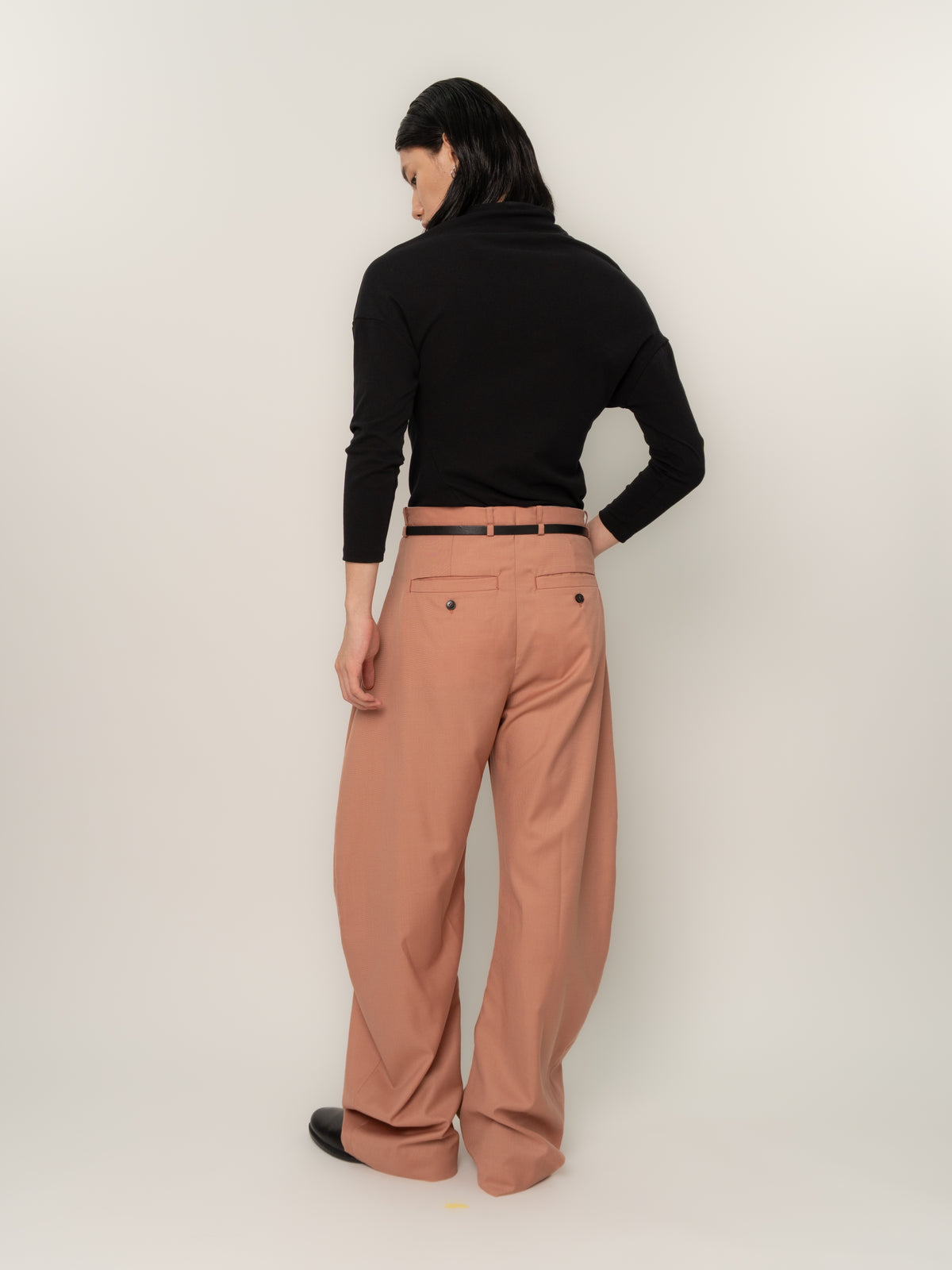 PLEATED POCKET TAILORED TROUSERS (PINK)